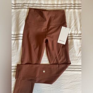 Brand new lululemon Wunder train HR tights 25”